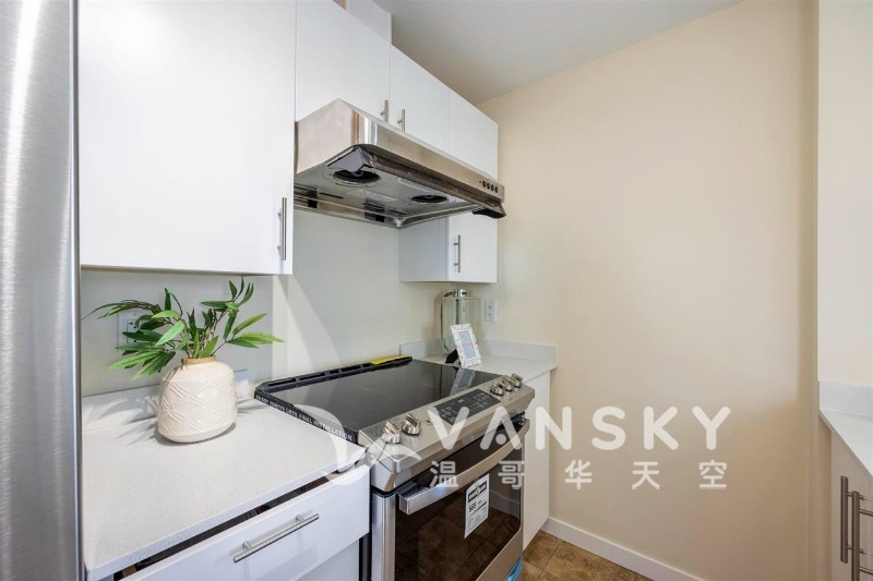 250704154831_Kitchen 2.jpg